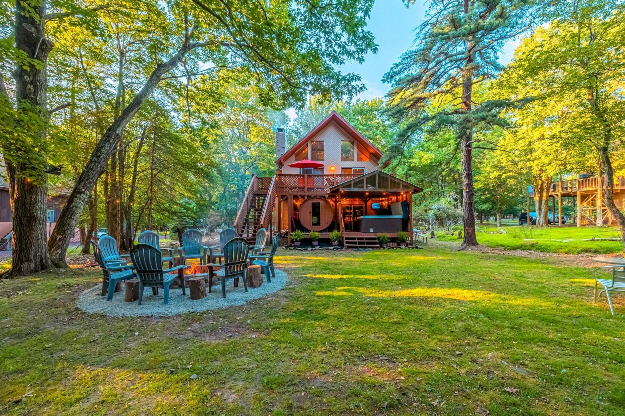 Poconos Ski Retreat With Sauna, Hot Tub, And Game Room Lake Harmony Εξωτερικό φωτογραφία