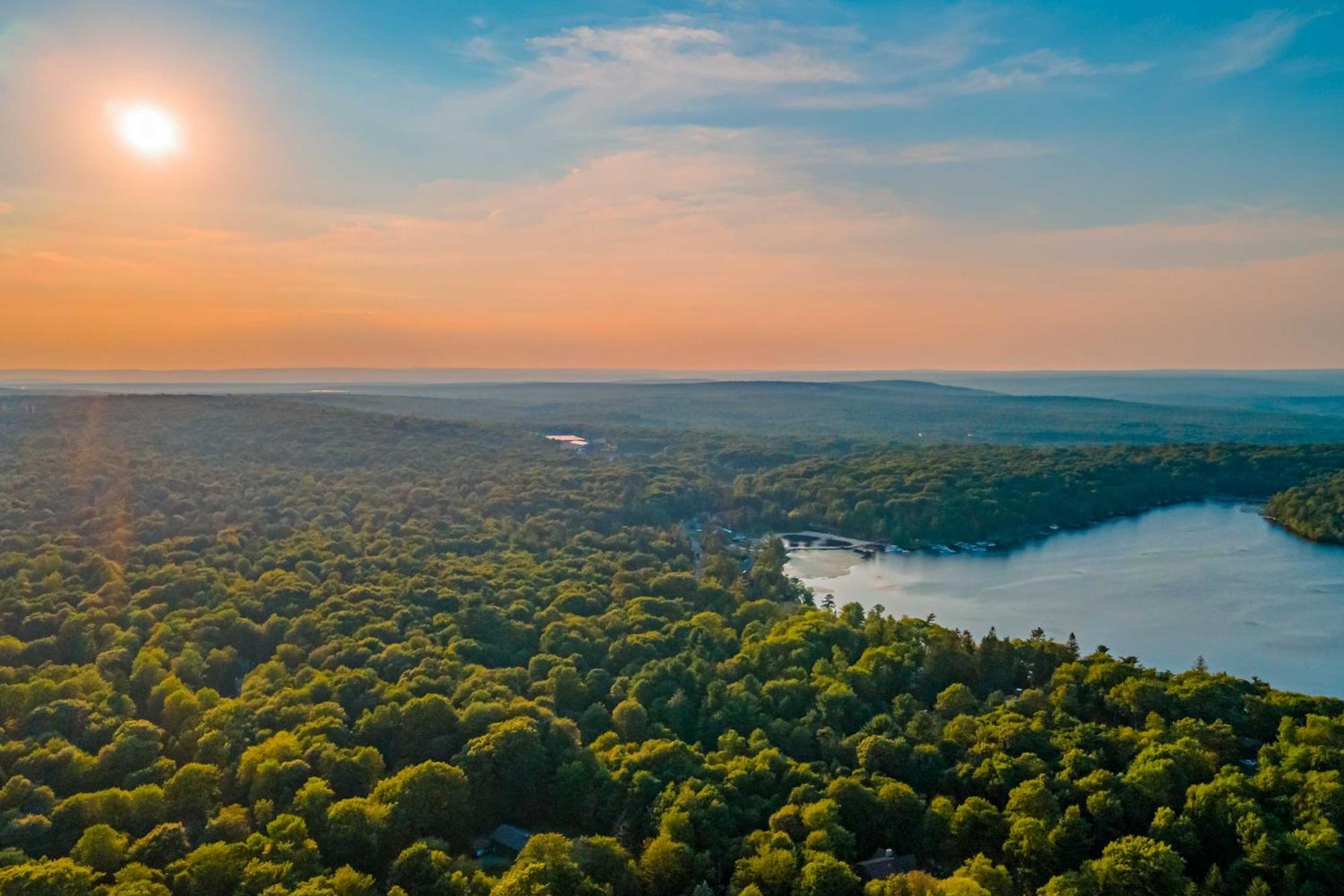 Poconos Ski Retreat With Sauna, Hot Tub, And Game Room Lake Harmony Εξωτερικό φωτογραφία