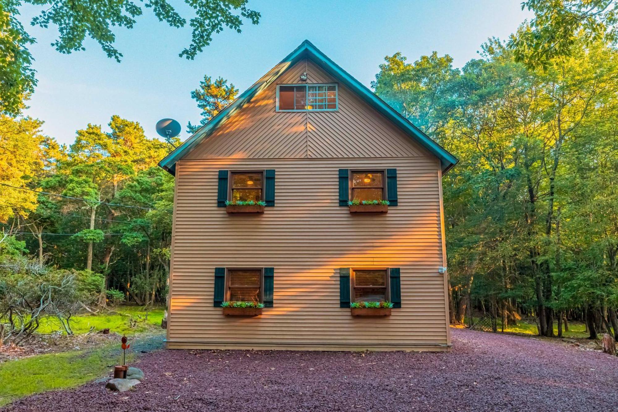 Poconos Ski Retreat With Sauna, Hot Tub, And Game Room Lake Harmony Εξωτερικό φωτογραφία