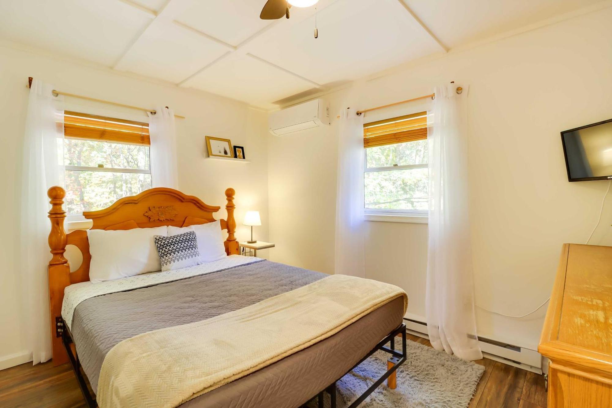 Poconos Ski Retreat With Sauna, Hot Tub, And Game Room Lake Harmony Εξωτερικό φωτογραφία