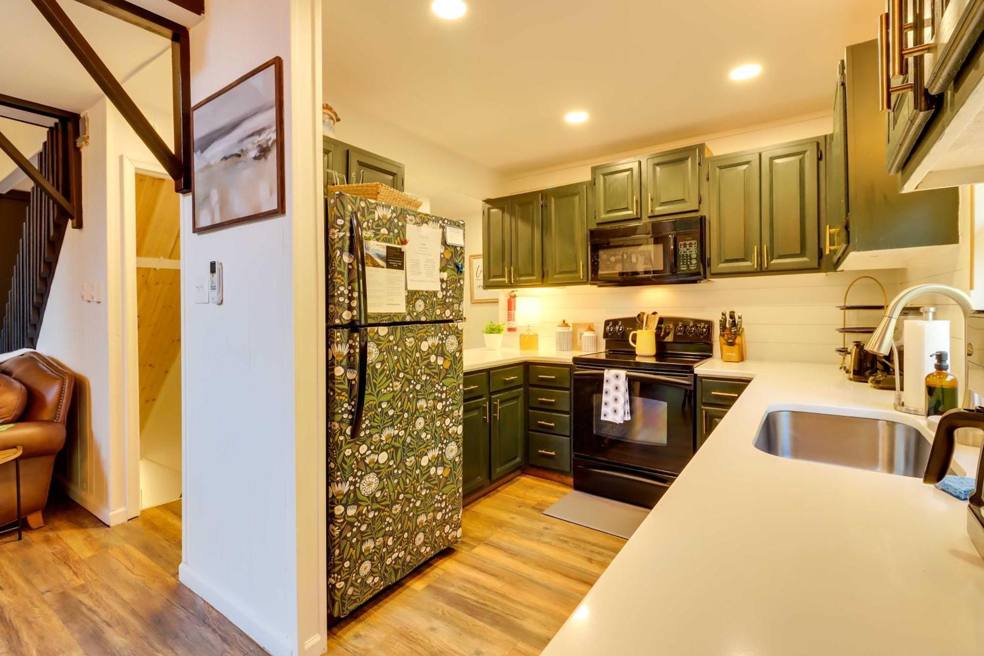 Poconos Ski Retreat With Sauna, Hot Tub, And Game Room Lake Harmony Εξωτερικό φωτογραφία
